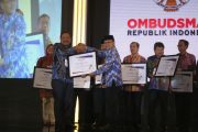 Bupati Bengkulu Utara Raih Penghargaan dari Ombudsman RI